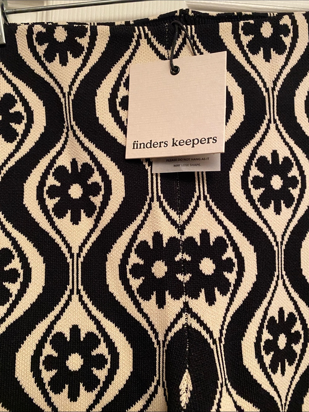 Finders Keepers Black and Cream Graphic Knit Wide-Leg Pants - Picture 2 of 4